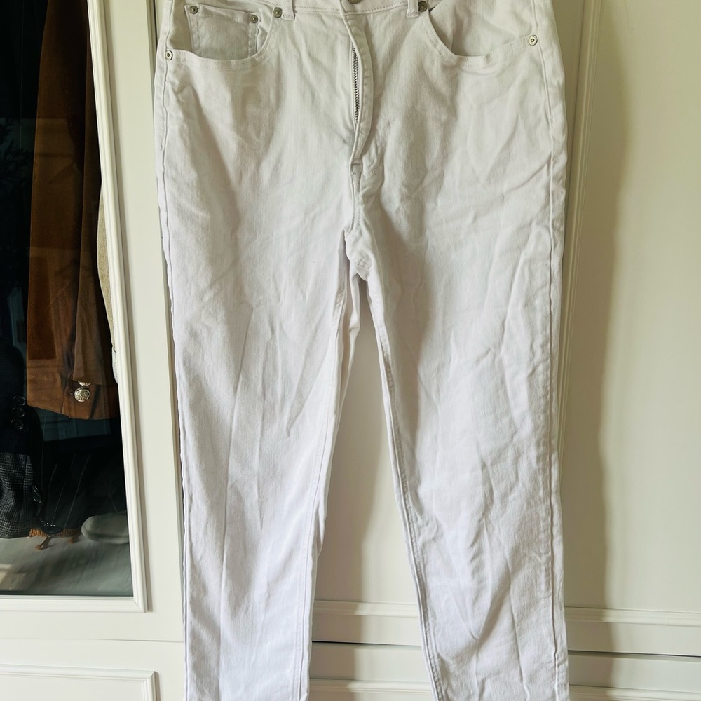 American Rag High Rise Mom White Jeans